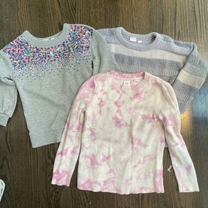 Small Gap Sweaters